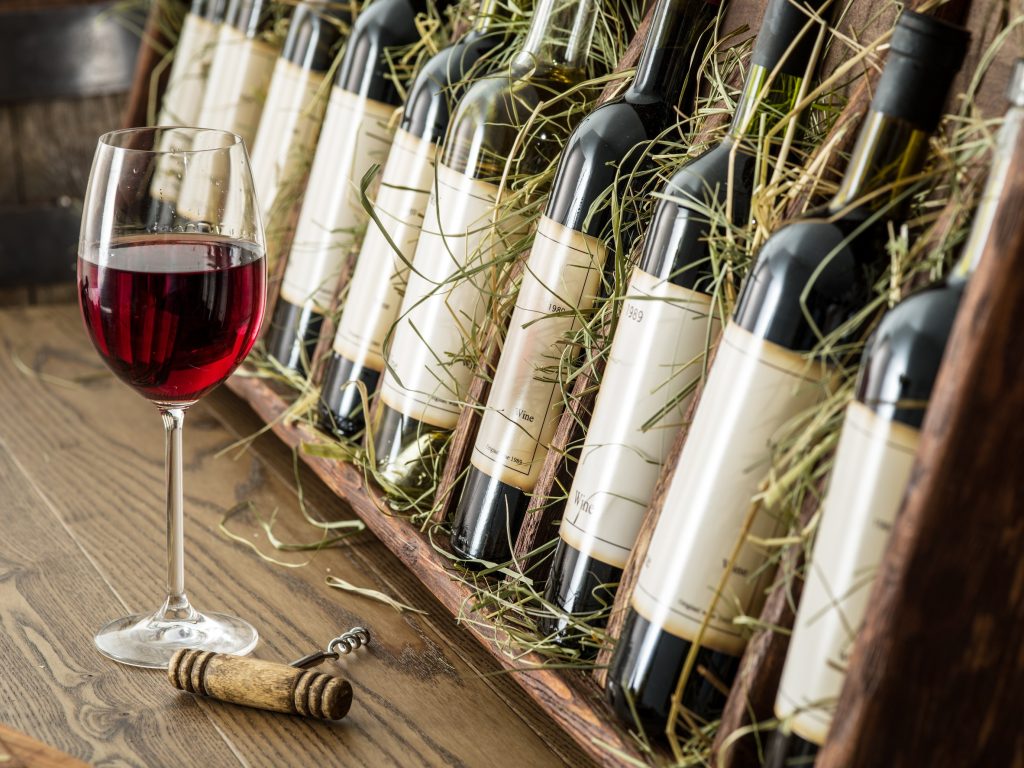 Essential Wine Storage Tips For Fresh and Flavorful Bottles - Xtra Storage